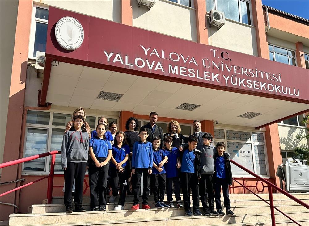 Yalova MYO’dan Ortaokul Öğrencilerine Endemik Bitkiler Üzerine Farkındalık Etkinliği
